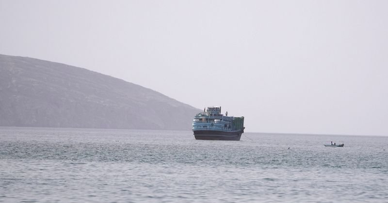 Hormuz traffic falls to one as US-Iran fighting escalates
