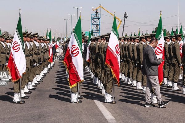 الجيش الإسرائيلي: عناصر أمن إيرانيون يطالبون بأن لا تلقى إيران مصير لبنان وغزة