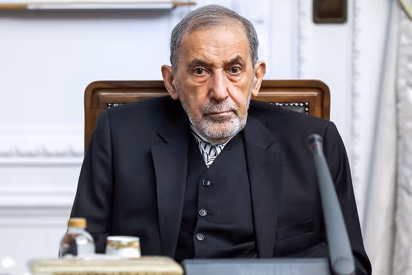 مشاور خامنهای: آمریکا میخواهد در مجاورت بندر چابهار ایران، پایگاههای جدیدی ایجاد کند