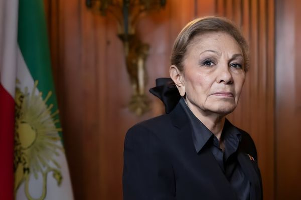 شهبانو فرح پهلوی: تجمعات ایرانیان تجلی روح ملی سرزمین اهورایی در اراده و میهن پرستی بود