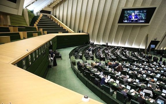 کمیسیون امنیت ملی مجلس: به جای تهدید، در ایران راکتورهای تولید برق هستهای بسازید