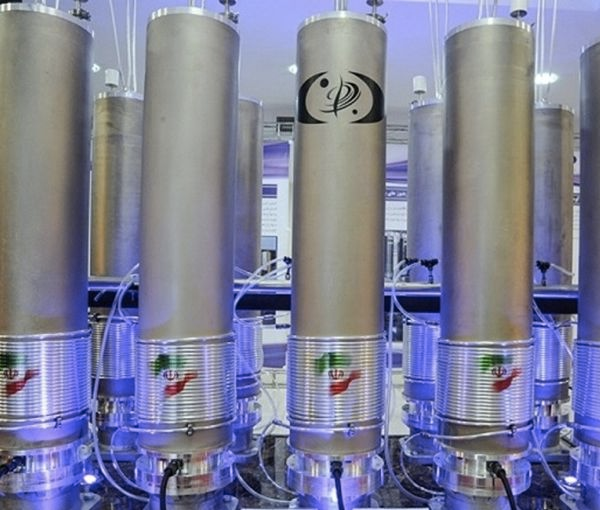 "سي إن إن": طهران طلبت مساعدة موسكو لتقليص مدة الحصول على سلاح نووي