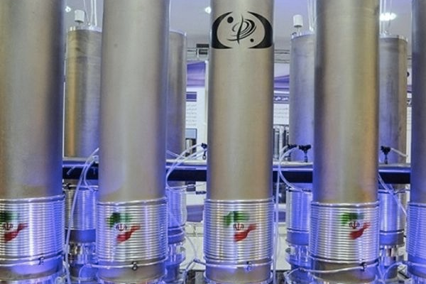 "سي إن إن": طهران طلبت مساعدة موسكو لتقليص مدة الحصول على سلاح نووي