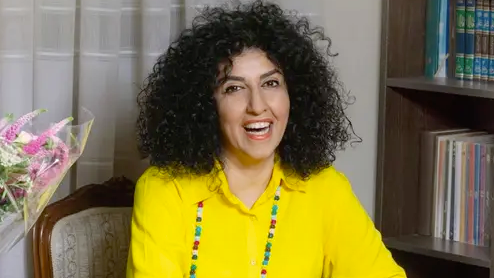 نرگس محمدی: پس از رسیدن خبر جایزه صلح نوبل بند زنان زندان فریاد «زن، زندگی، آزادی» سر داد