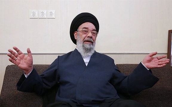 نماینده خامنهای در اصفهان: برخی همچنان آمریکا را کدخدا میدانند