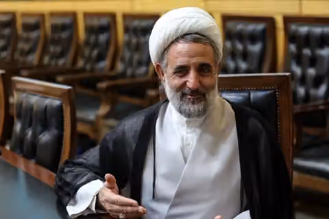 الكشف عن تورط برلماني إيراني متشدد في اتهامات بالتنقيب عن الكنوز والآثار بشكل غير قانوني