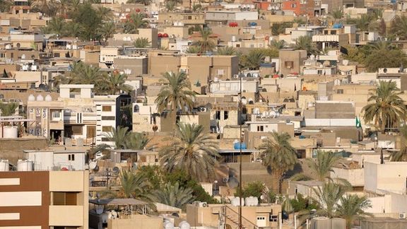 رییس انجمن صنفی انبوهسازان: عراق ضمانتنامههای بانکی ایران را نمیپذیرد