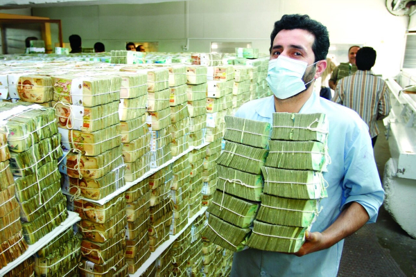 همزمان با افزایش خرید داراییهای قابل حمل، پزشکیان دولت را عامل اصلی گرانی و تورم خواند
