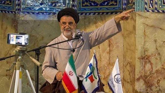 محمود نبویان، نماینده مجلس: باید یک آمریکایی در سطح قاسم سلیمانی را میزدیم