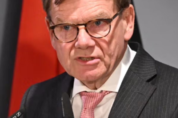 وزیر خارجه آلمان خشونت علیه معترضان در خیزش ملی را محکوم کرد