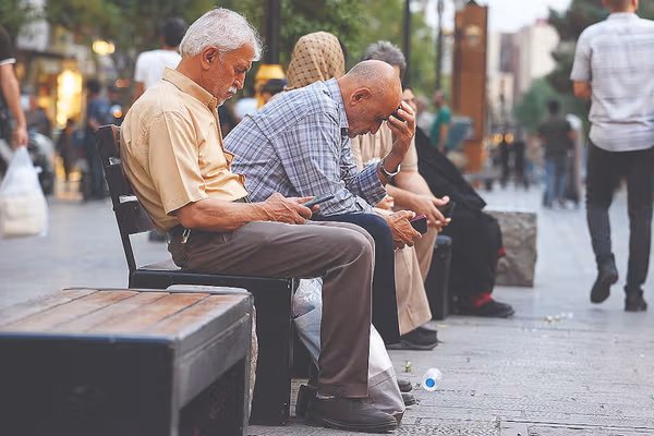 مقام وزارت بهداشت: بحران سالمندی یک چالش اقتصادی، اجتماعی و امنیتی است