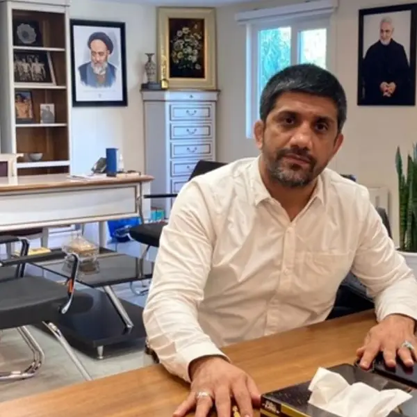 مقام دولت آمریکا به ایراناینترنشنال: گرین کارت علیرضا دبیر باطل شد