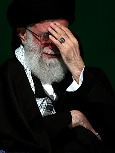 خامنهای پس از سه هفته پنهانشدن، هنوز برای مرگ مقامها پیام عزای عمومی نداده