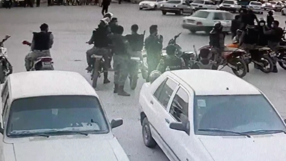 همزمان با اعتراضهای ضدحکومتی؛ وزارت اطلاعات رسانهها را از کاربرد برخی توصیفها منع کرد