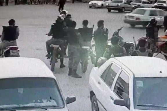 بسبب الاحتجاجات.. المخابرات الإيرانية تمنع الإعلام من استخدام تعبيرات محددة