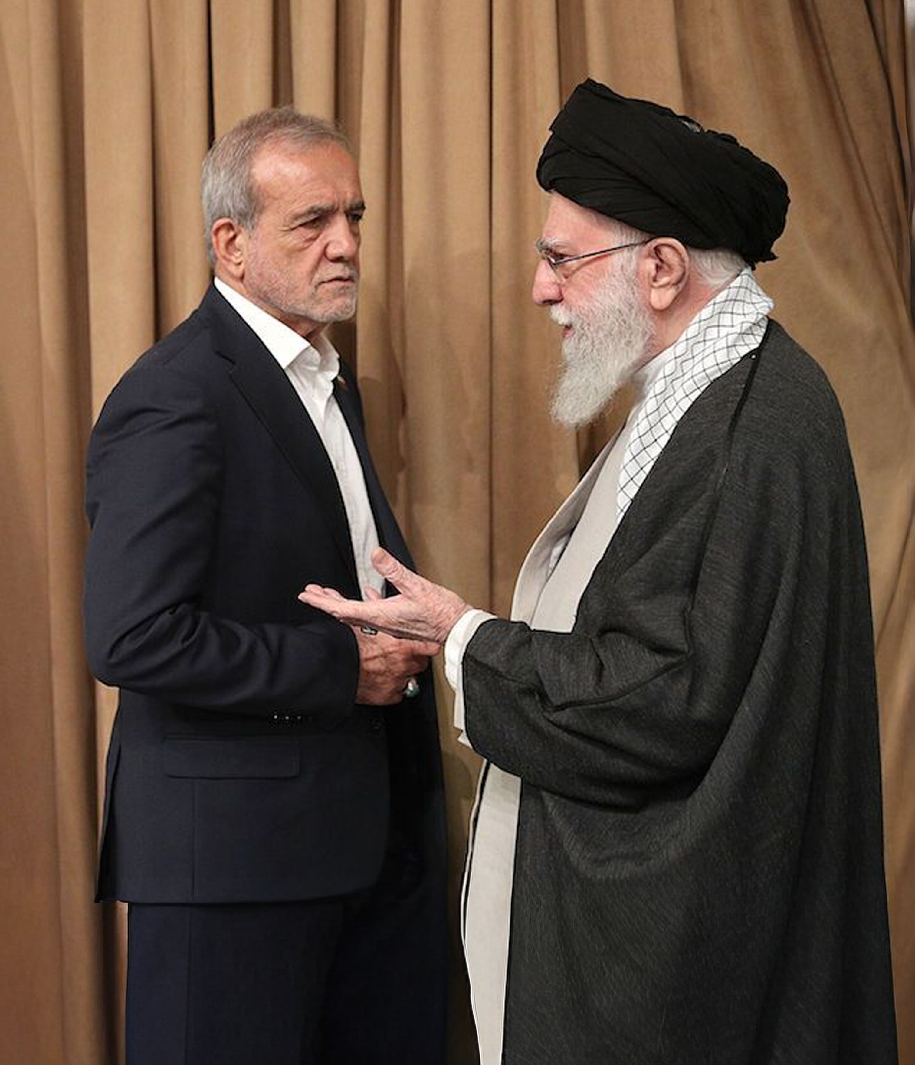 مسعود بزشكيان: خامنئي قال لن نمتلك سلاحًا نوويًا.. وهو لا يكذب