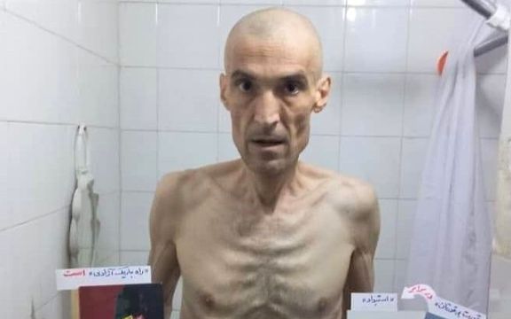 جوانان محلات تهران با حمایت از فرهاد میثمی: روز جمعه اطراف زندان رجاییشهر تجمع میکنیم