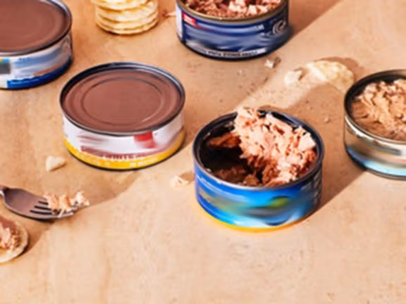 Secretary of the Iranian Canned Food Syndicate: Tuna was removed from the tables of low-income people