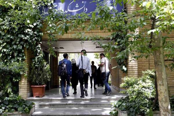 از پایاننامه تا بایگانی؛ چرخه معیوب تولید و اتلاف دانش در دانشگاههای ایران