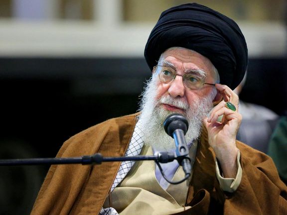 ردا على دعوات المقاطعة.. خامنئي: عدم المشاركة في الانتخابات لن يحل مشكلات إيران