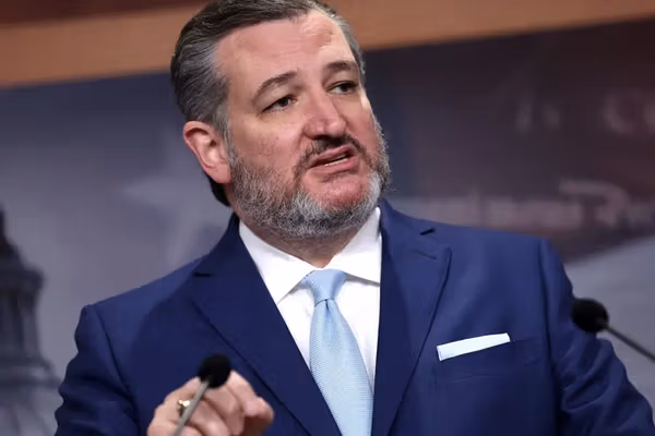 تد کروز: تعلیق رابرت مالی رسوایی بود، ۳ جاسوس ایرانی برای دولت آمریکا کار میکردند