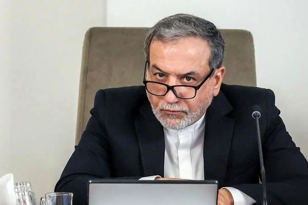 رداً على استهداف الحرس الثوري.. عراقجي يهدد بإدراج الجيوش الأوروبية على "قائمة الإرهاب"