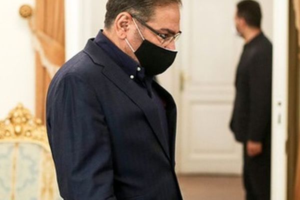 طهران تستبعد وزير خارجيتها من مباحثاتها مع دول الجوار.. والسبب: "شمولية التفاوض"