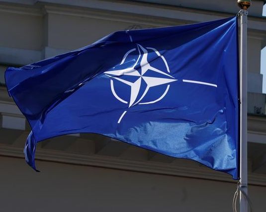 روزنامه تایمز: دو کشور فنلاند و سوئد تا تابستان امسال به ناتو میپیوندند