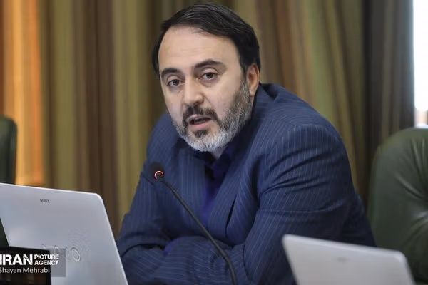 عضو شورای تهران: مردم با صرفهجویی در آب ضعف عملکرد مدیران سابق را جبران کنند