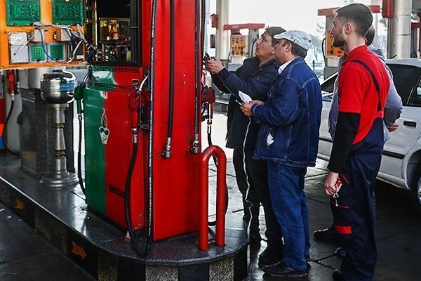 نامه مجلس به پزشکیان: با تغییر تدریجی قیمت بنزین موافقیم اما نه با شوک قیمتی