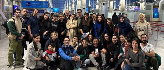 الناز رکابی، قهرمان سنگنوردی از ایران مهاجرت کرد