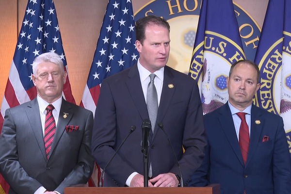 نواب جمهوريون أميركيون يدفعون نحو موقف أكثر تشددًا تجاه إيران