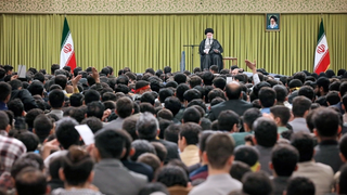 مسؤولية الحرب تقع على عاتق خامنئي.. والصمت خيانة