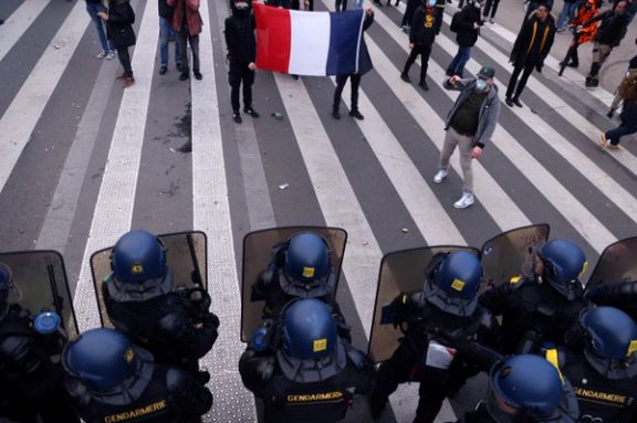 تداوم تظاهرات علیه قانون بازنشستگی با حضور هزاران معترض فرانسوی و نگرانی از افزایش خشونت