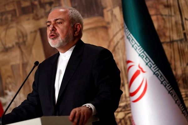 Zarif urges US talks, tempts Trump with Iran interest section as legacy