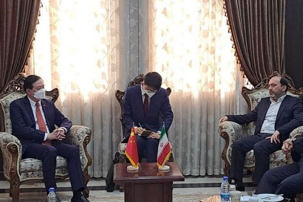 رغم الانتقادات على تواجد الصينيين.. افتتاح قنصلية عامة للصين في بندر عباس جنوبي إيران