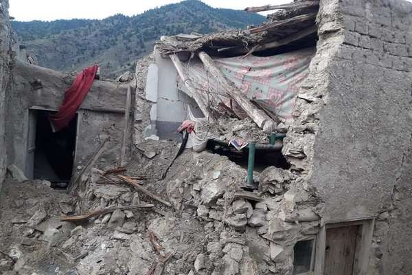 Strong Quake Kills At Least 1,000 People In Eastern Afghanistan