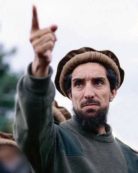 بعد تسليم سفارة أفغانستان لطالبان.. أحمد شاه مسعود في تسجيل مسرب: نظام إيران ضعيف ومنافق