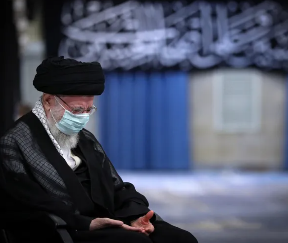 إعلام مقرب من الحرس الثوري الإيراني يهاجم دبلوماسيا سابقا اقترح إقامة علاقات مع أميركا