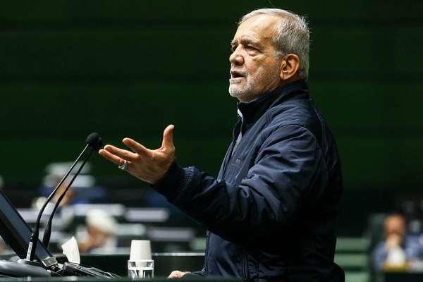 Pezeshkian brands IRGC escalation ‘madness’ as tensions rise in Tehran