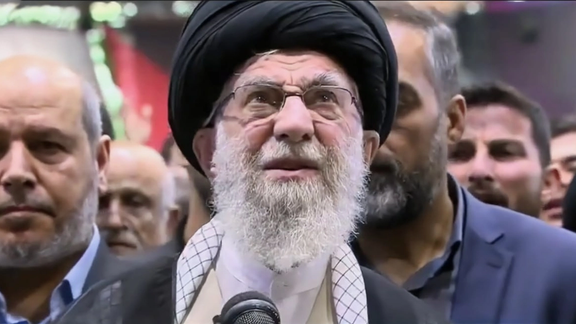 القائد السابق للقيادة المركزية الأميركية: إسرائيل لديها القدرة على استهداف خامنئي