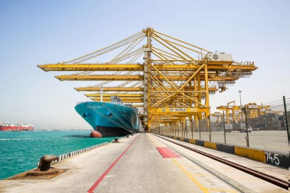 واشنطن تفرض عقوبات على شركة شحن إماراتية لنقلها بضائع لإيران