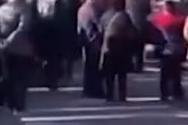 تجار طهران يدعون لتجمعات احتجاجية.. غدًا