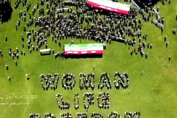 Iranian Diaspora Holding Human Chains Around Globe To Support Protests
