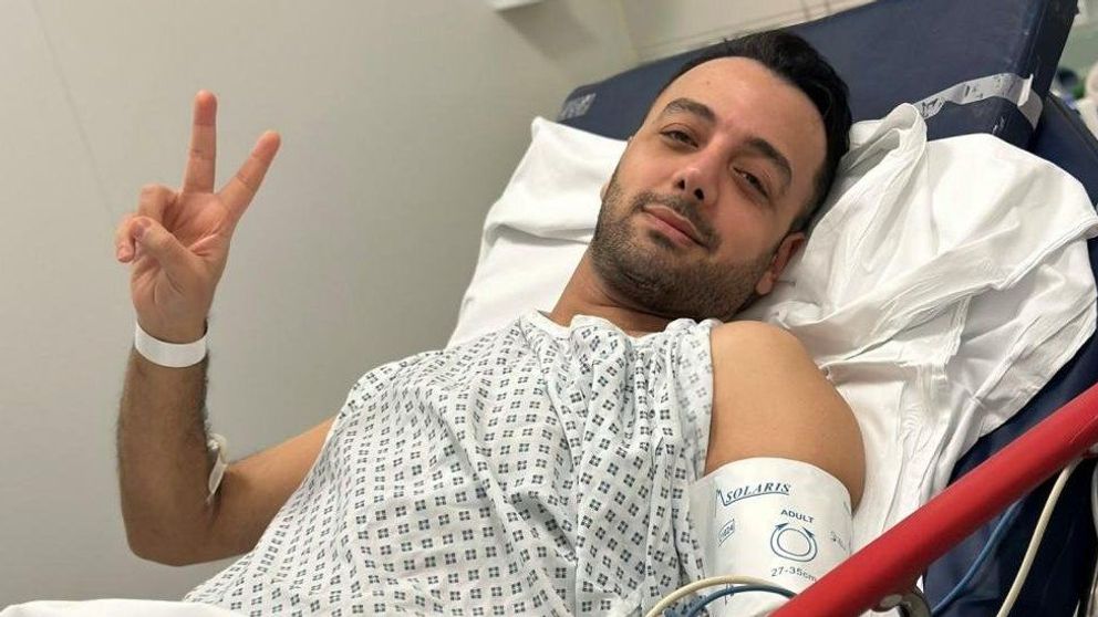 Pouria Zeraati, the television host of the "Last Word" program on Iran International, at hospital following a knife attack in London (March 30, 2024)