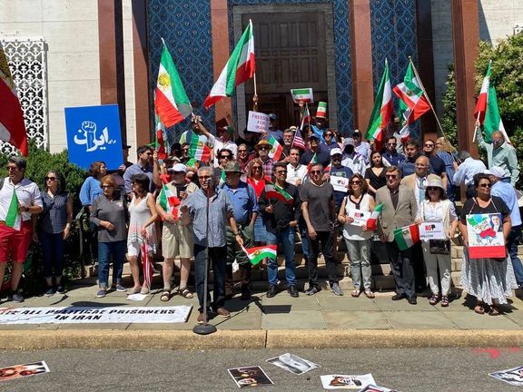 برگزاری تجمع در واشینگتن و تورنتو در همبستگی با معترضان ایران