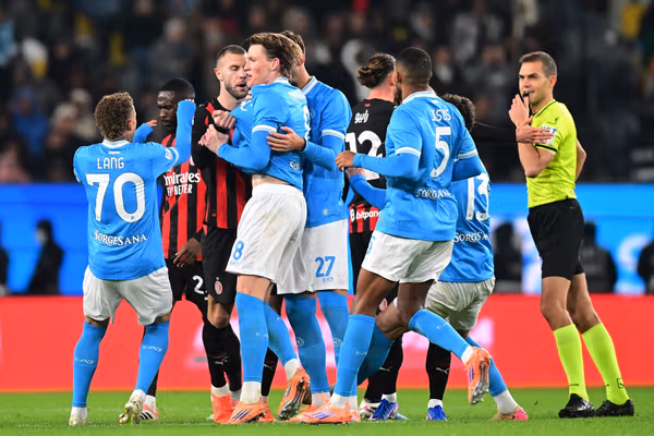 ناپولی ۲-۰ آث میلان؛ صعود ناپولی به فینال سوپرکاپ ایتالیا در عربستان سعودی