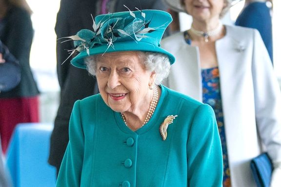 کاخ باکینگهام: ملکه بریتانیا همچنان علایم ملایم کرونا دارد
