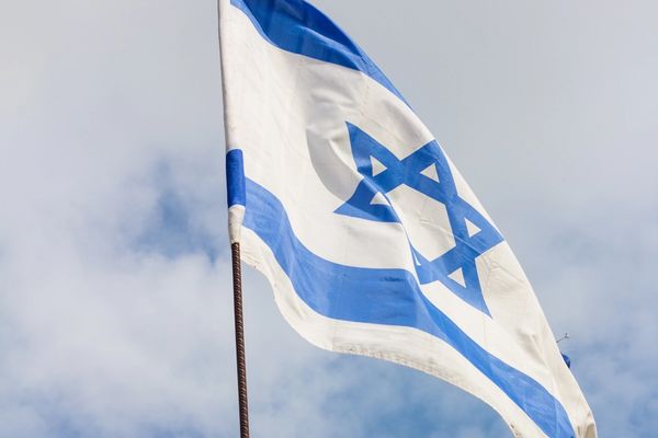 وزير الدفاع الإسرائيلي يعلن احتمال شن هجوم على منشآت إيران النووية خلال عامين أو ثلاثة