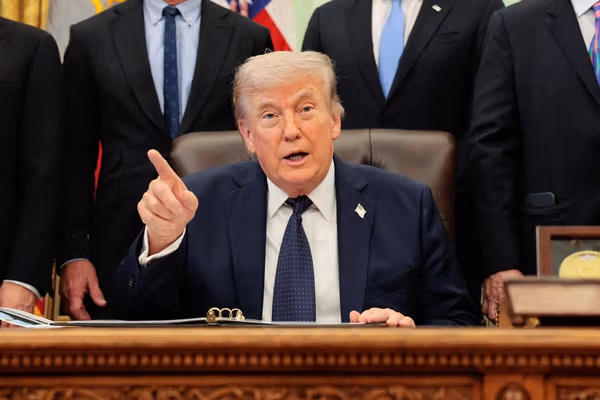 دونالد ترامپ: اگر توافق نشود، اهداف باقیمانده را با اقدام نظامی میزنیم